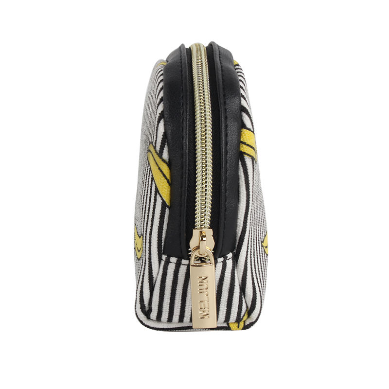 ODM/OEM Fashion Banana Canvas Makeup Bag Insert Metal Zipper Personalized Cosmetic Bag